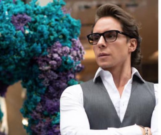 The Gossip Column: November 19, 2019